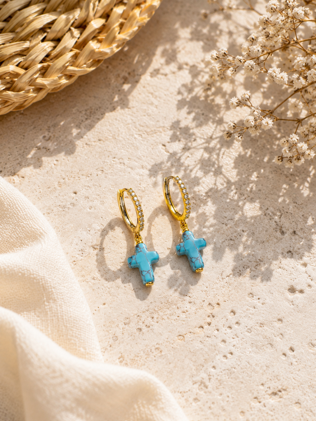Earring collection featuring elegant designs, modern details and timeless style for every occasion.