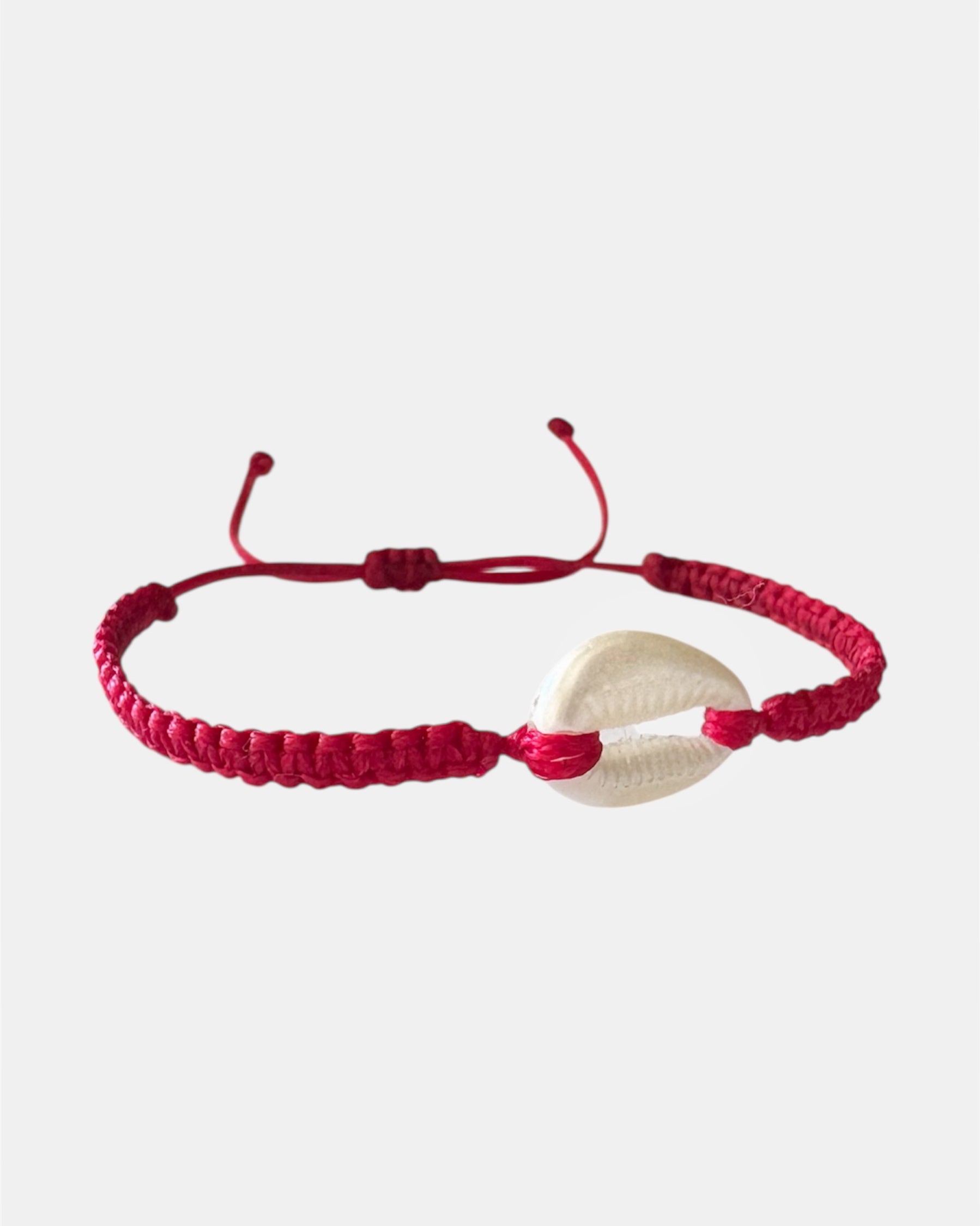 fuchsia macrame bracelet with seashell charm, handmade adjustable bracelet for women and girls
