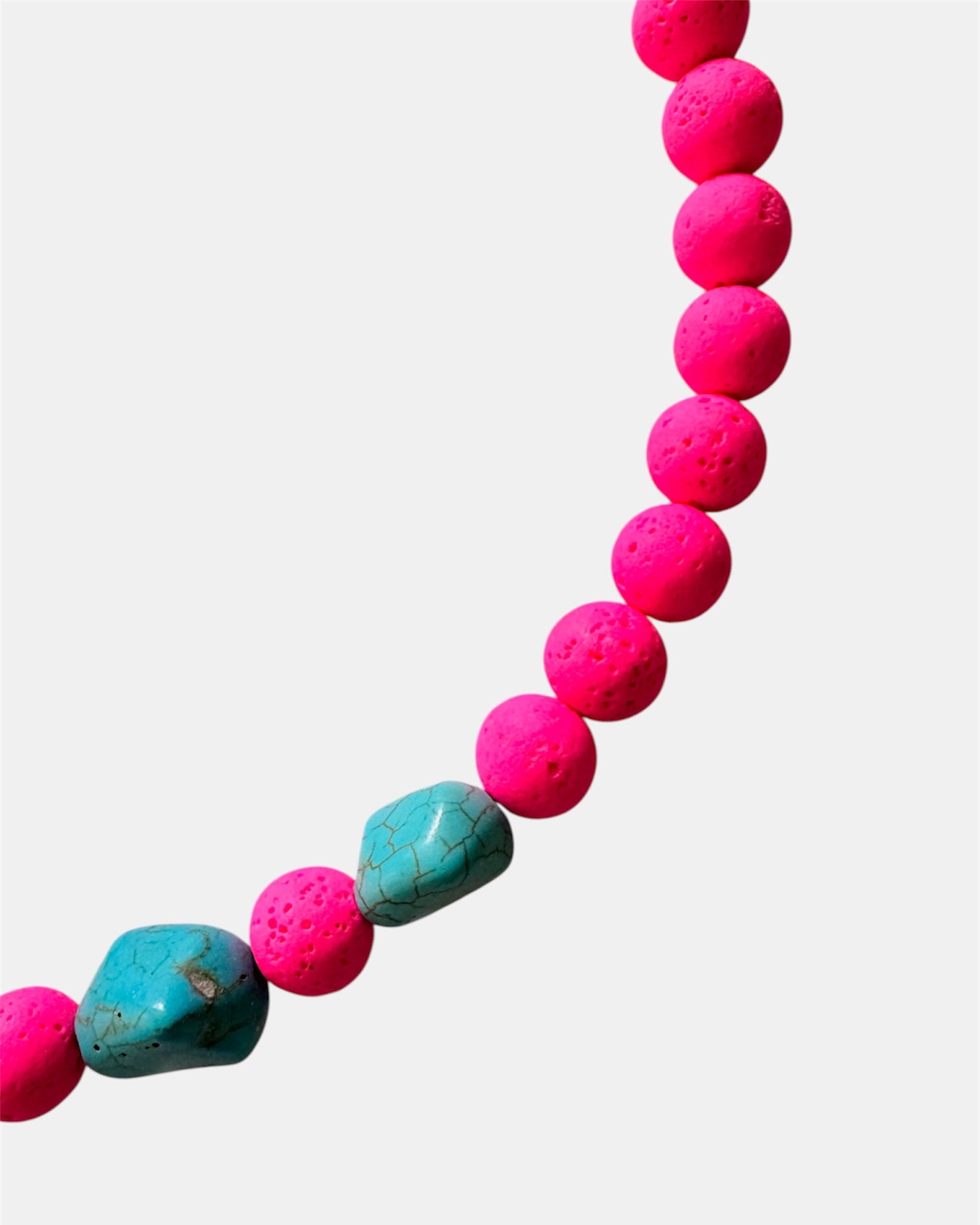 gold necklace with fuchsia beads and turquoise stones, elegant jewelry piece for women and girls