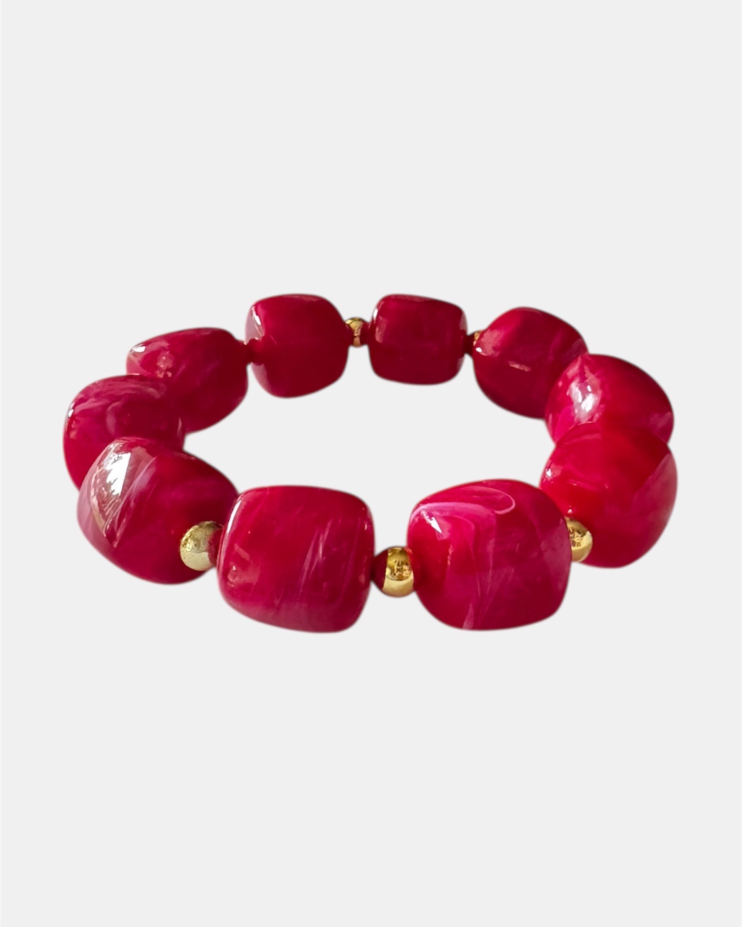 Γυναικείο βραχιόλι σε κόκκινη απόχρωση με χρυσές λεπτομέρειες