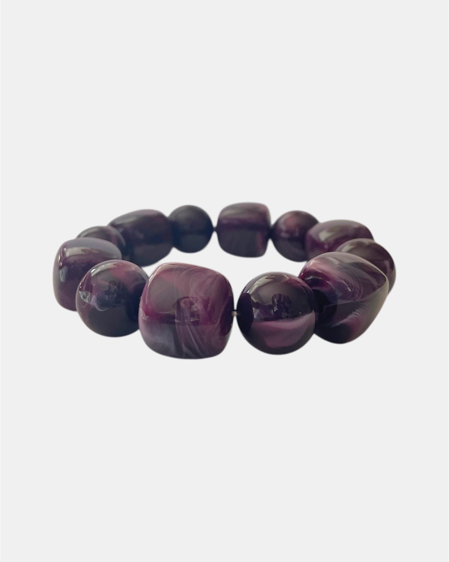 Γυναικείο βραχιόλι σε μωβ απόχρωση με γυαλιστερά στοιχεία