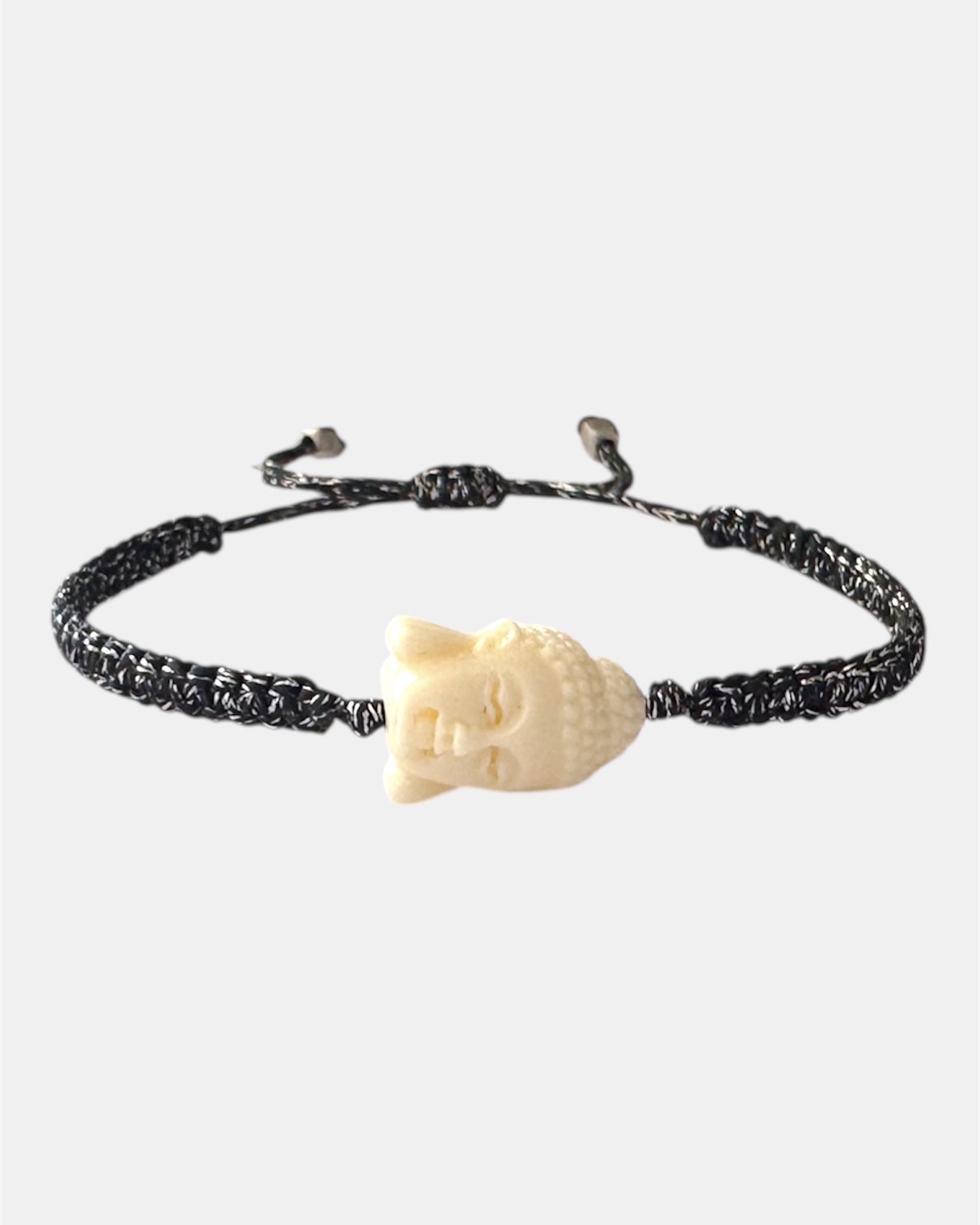 Μακραμέ μαύρο βραχιόλι με στοιχείο Βούδα, γυναικείο χειροποίητο κόσμημα.