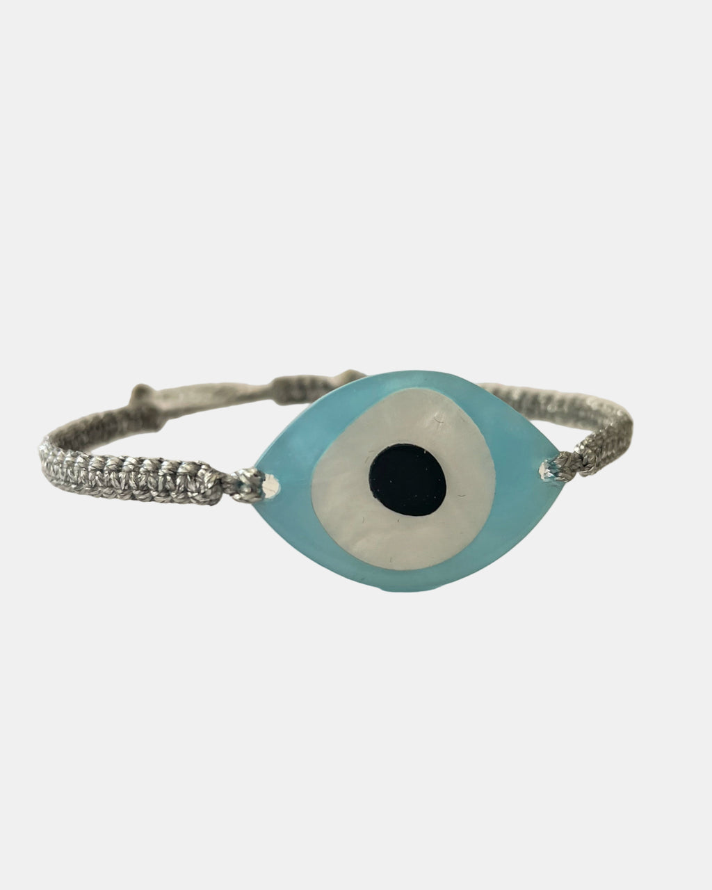 Μακραμέ ασημί βραχιόλι με στοιχείο μάτι.