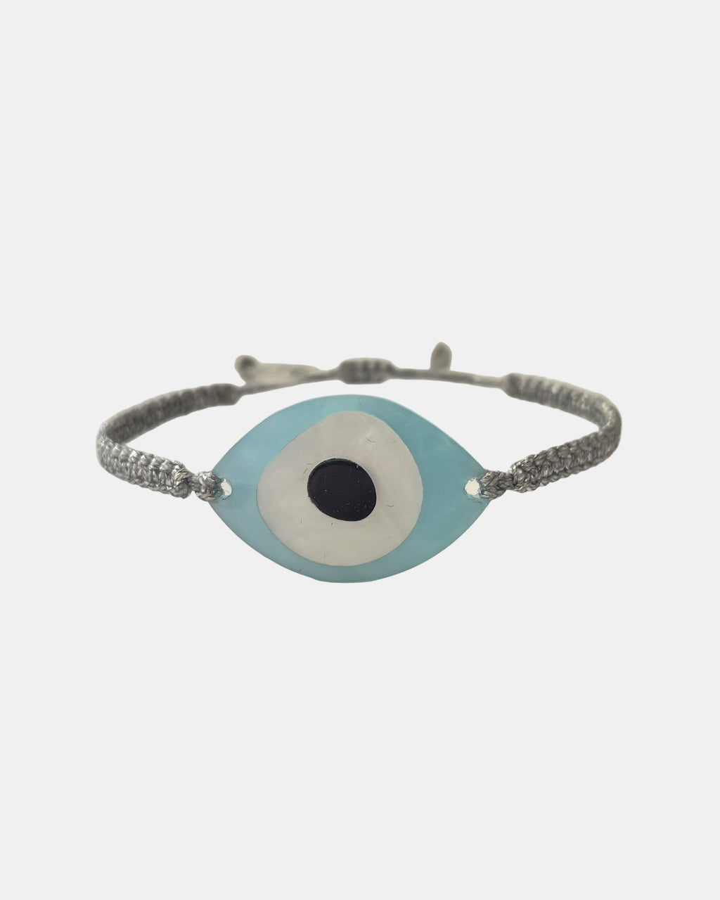 Μακραμέ ασημί βραχιόλι με στοιχείο μάτι.