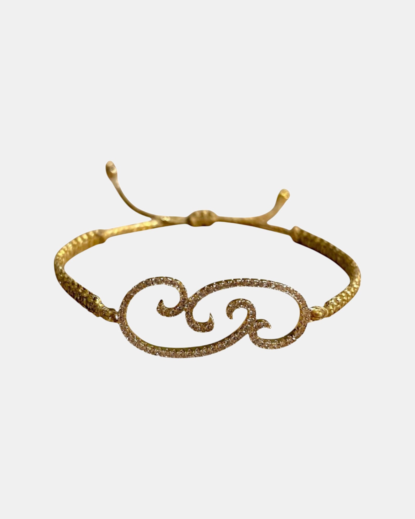 Μακραμέ βραχιόλι χρυσό με διακοσμητικό στοιχείο σε σχήμα λουλούδι