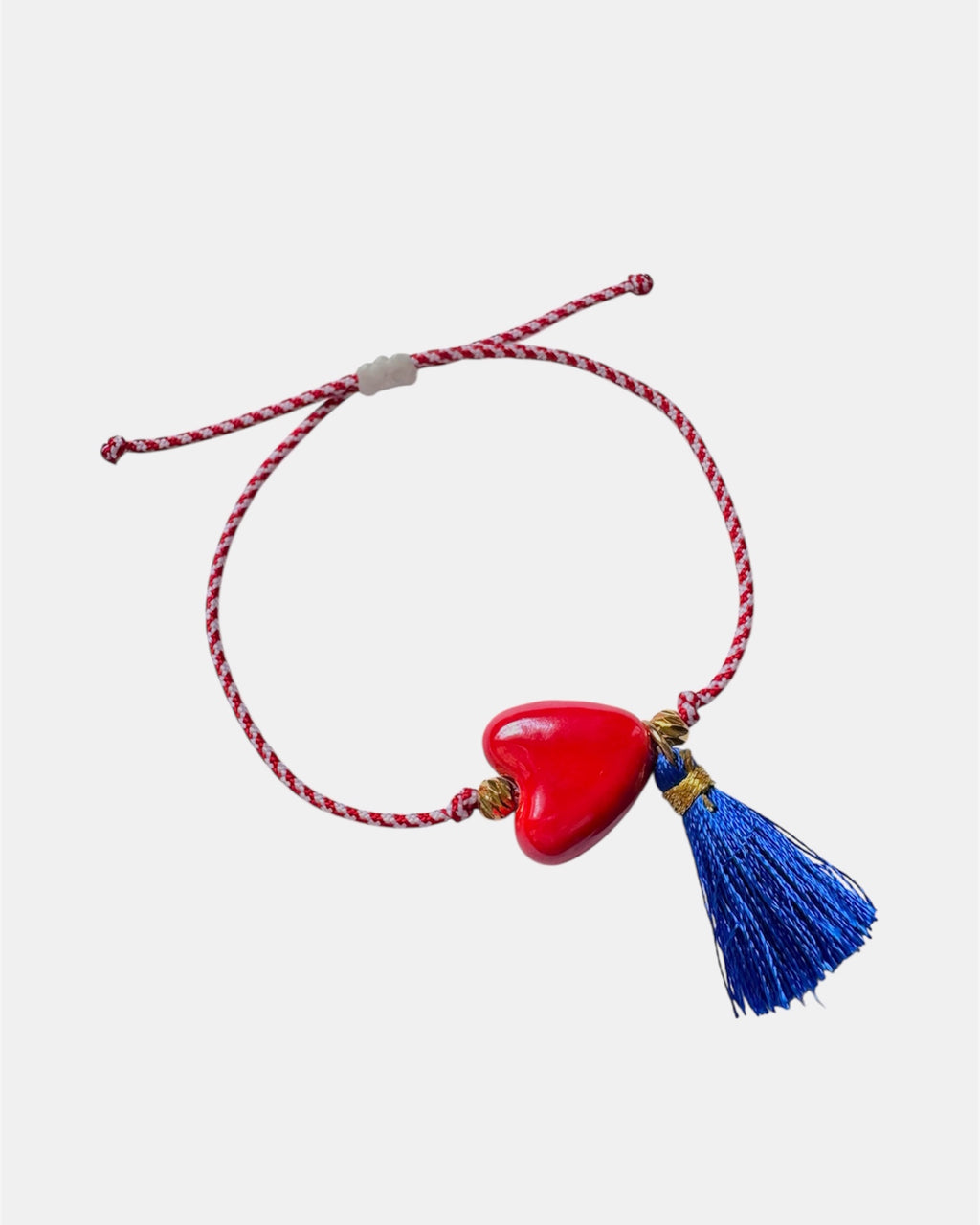 Χειροποίητο μαρτάκι με κόκκινη καρδιά και μπλε φούντα, βραχιόλι Μαρτίου για γυναίκα.