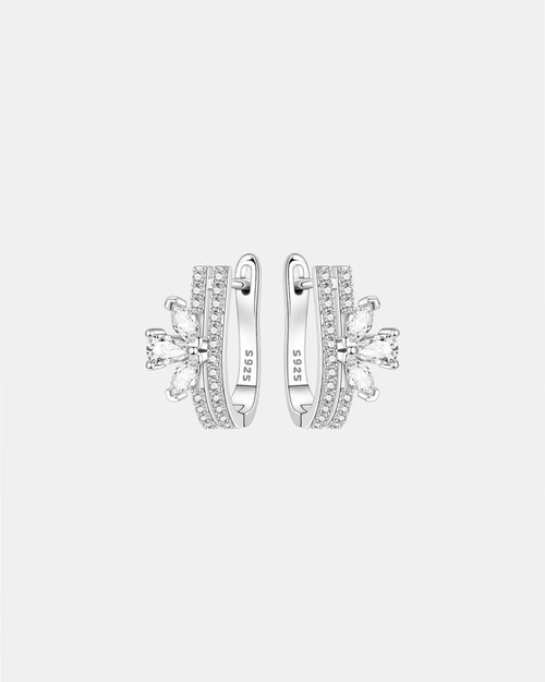 Silver floral earrings made of 925 silver with elegant flower-inspired design