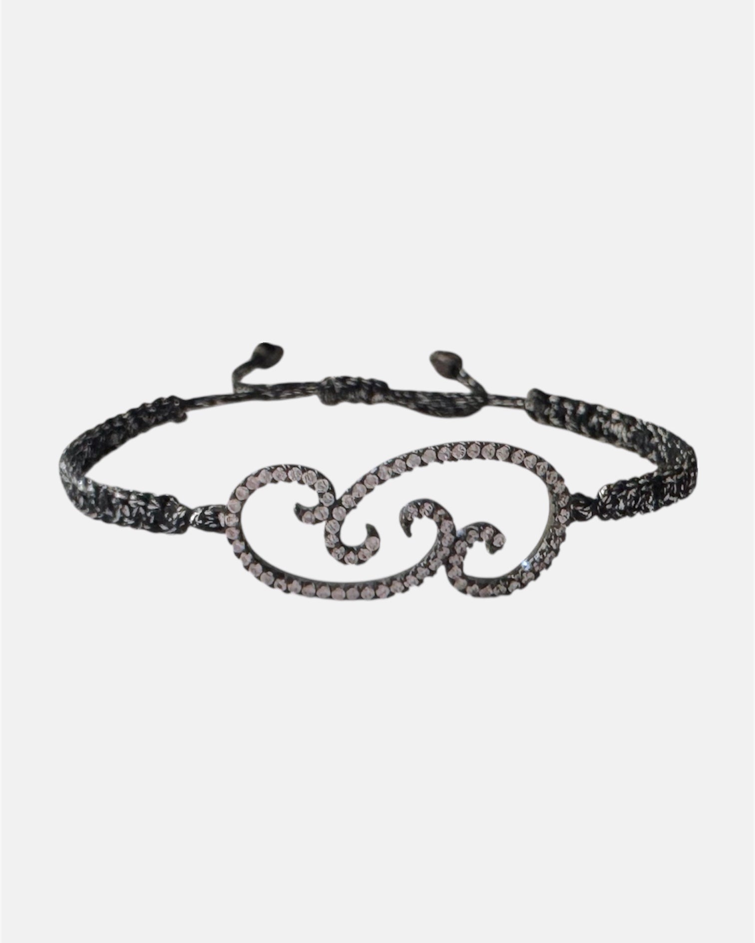 Silver macrame bracelet with flower charm