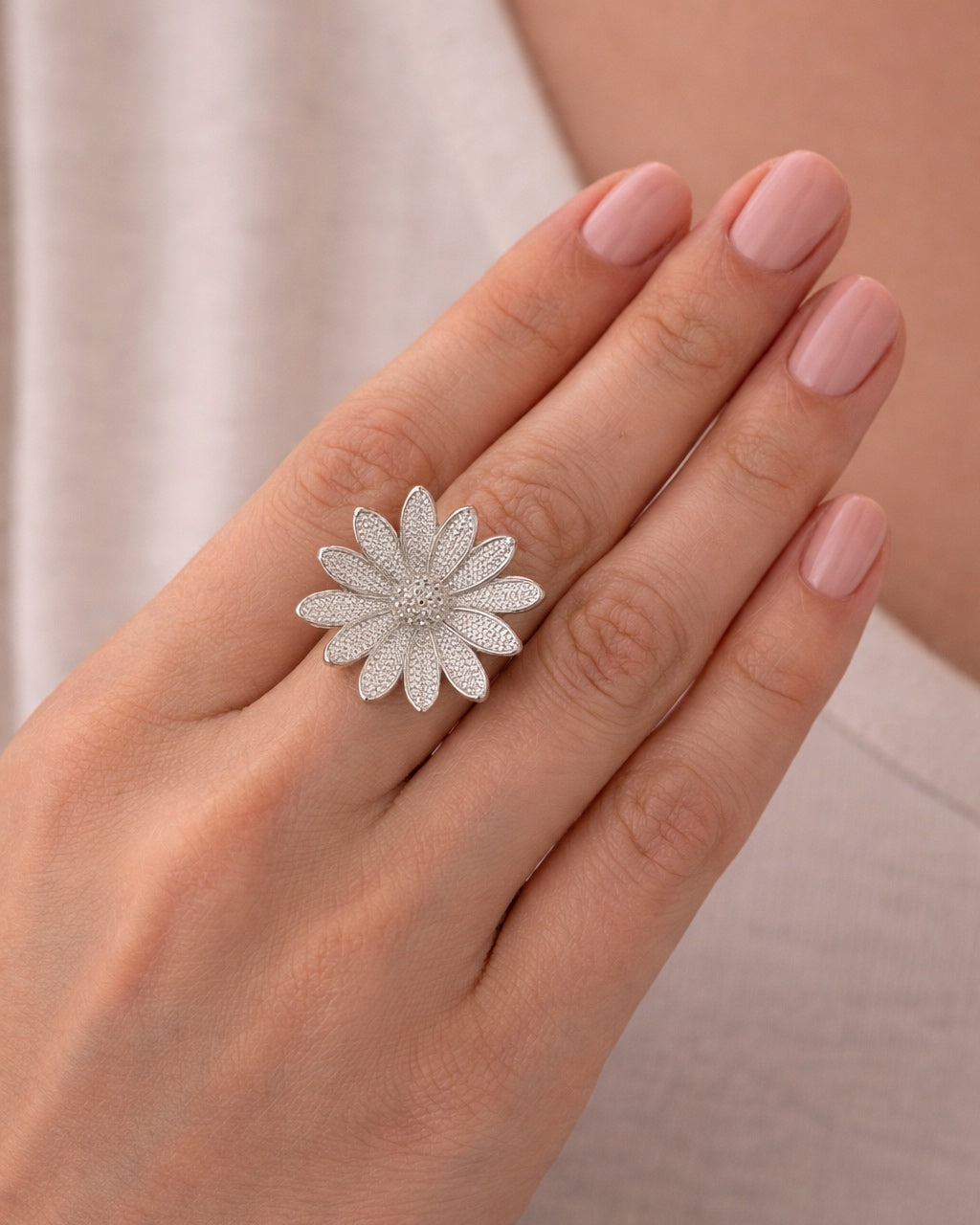 Silver ring with daisy flower design elegant floral jewelry piece
