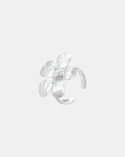 Silver flower ring elegant floral jewelry design