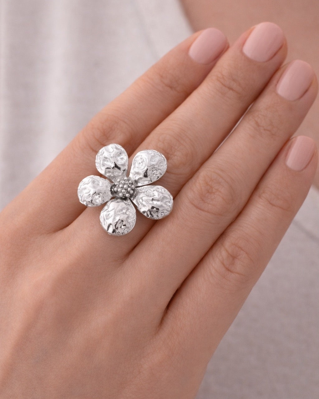 Silver flower ring elegant floral jewelry design