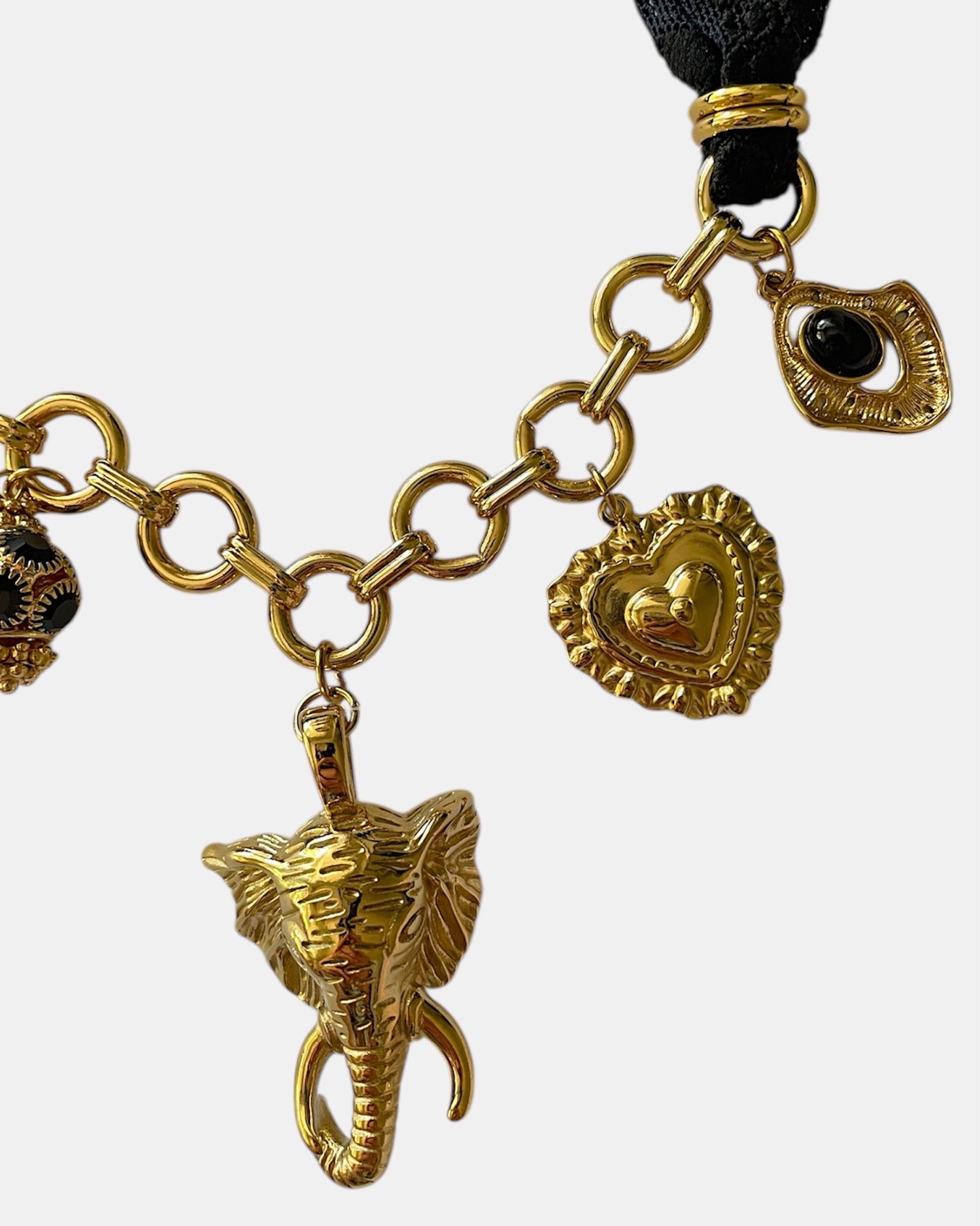 Χειροποίητο γυναικείο χρυσό κολιέ, κομψό και διαχρονικό κόσμημα