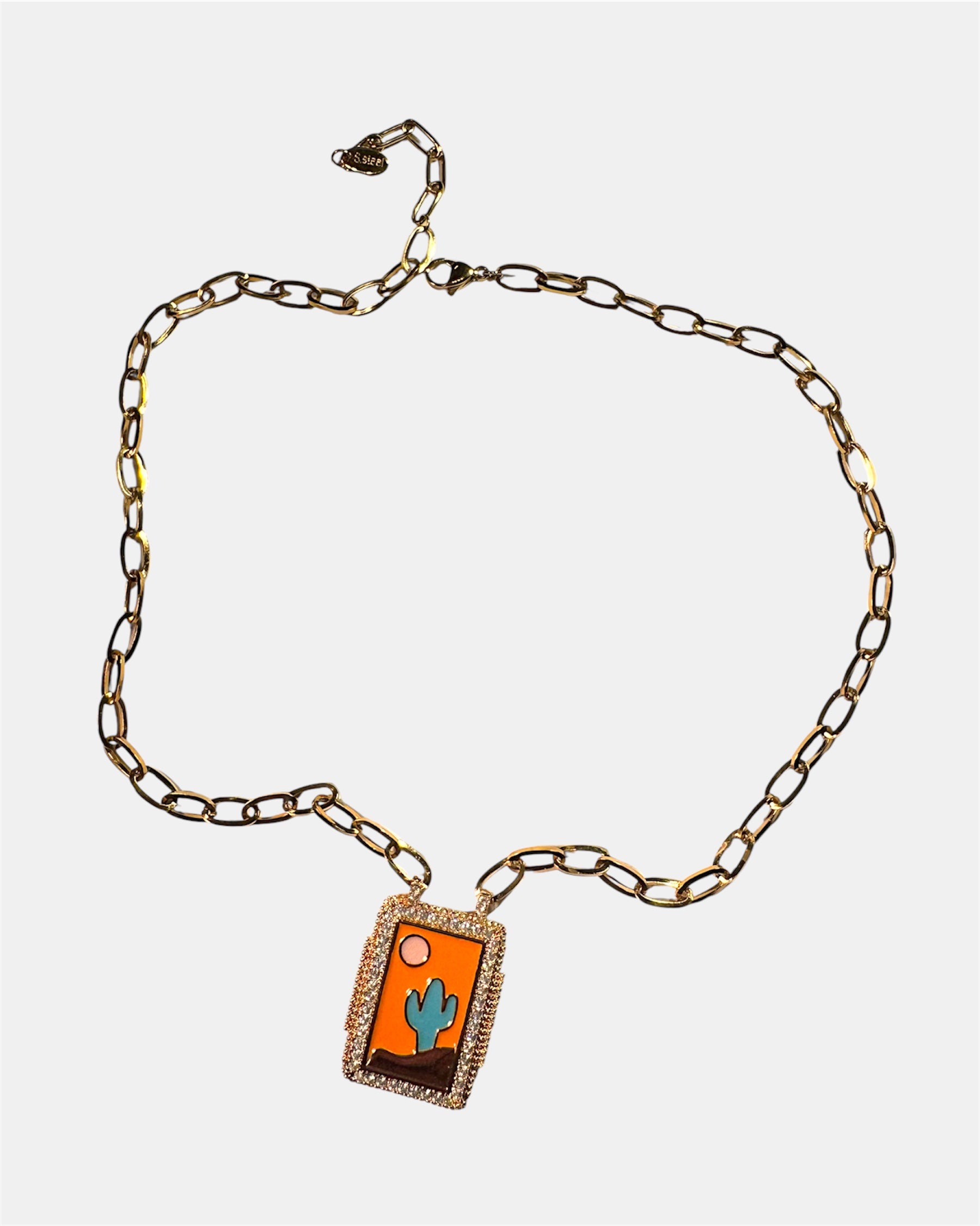 Χρυσό κολιέ αλυσίδα με στοιχείο κάκτος, γυναικείο μοντέρνο κόσμημα με boho αισθητική, minimal χρυσό κολιέ για layering και καθημερινές εμφανίσεις, ιδιαίτερο δώρο για γυναίκα.